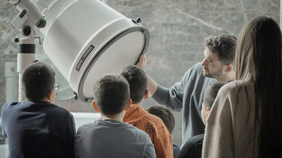 Escuela de estrellas - Eklipse